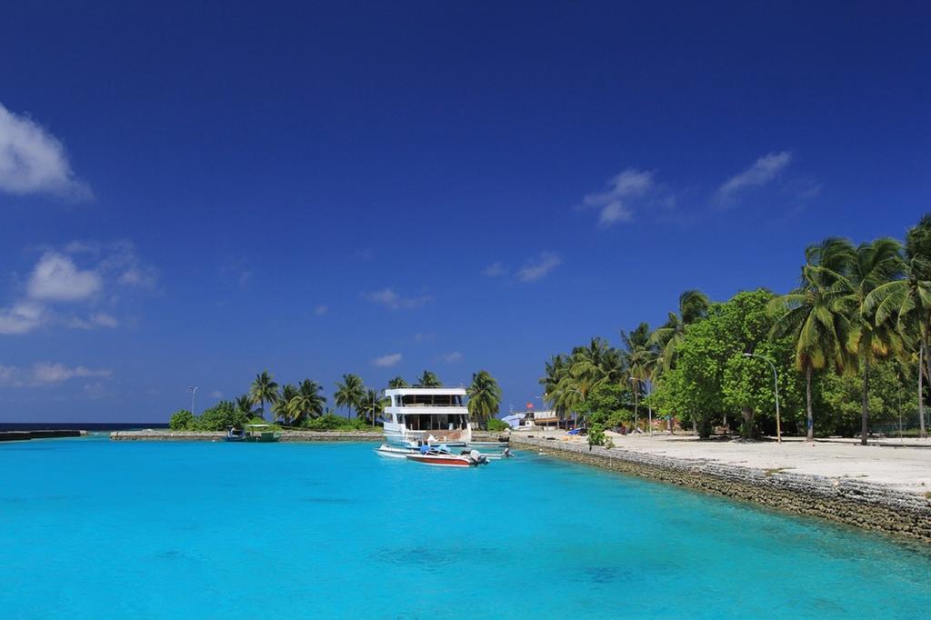 Local Island Inn Hangnaameedhoo Exterior photo